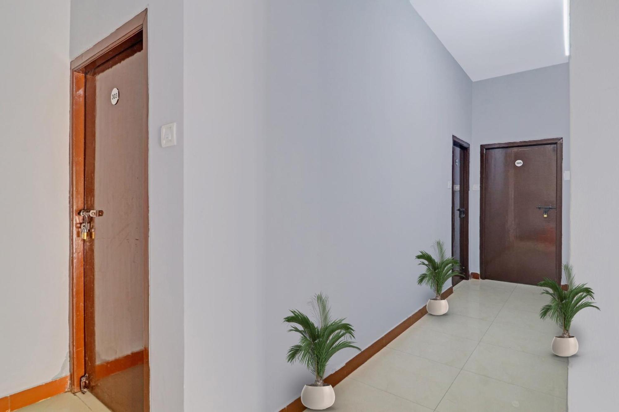Hotel O Jagannath Near Shilparamam Kondapur  Eksteriør bilde